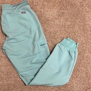 Figs Zamora Jogger scrub pants - small aqua